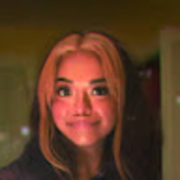 Meet your Posher, Lisa - Picture 1 of 1